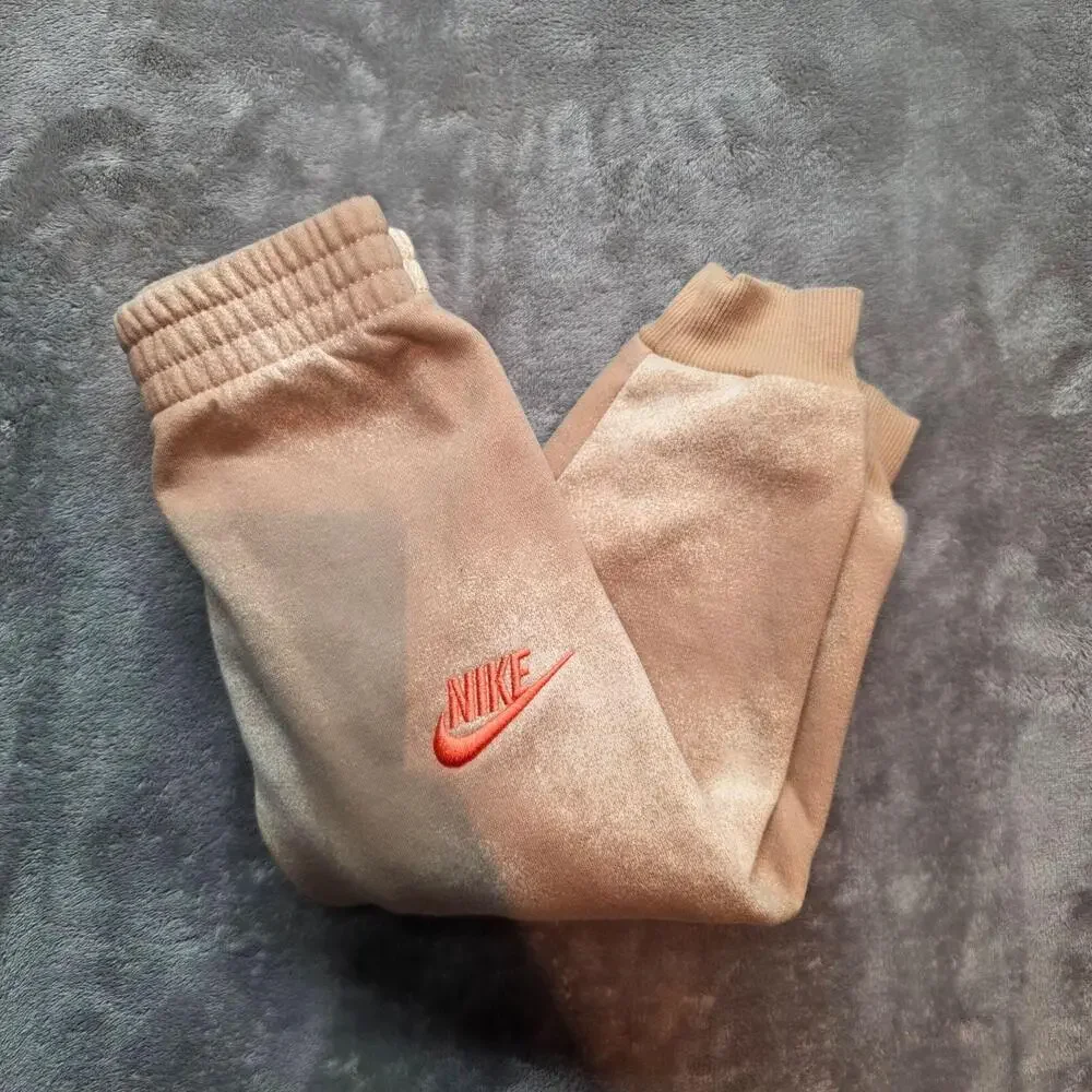 Nike Jogger Pants Kids 4 Beige Fleece Elastic Waist Logo Cuffed Sweatpants